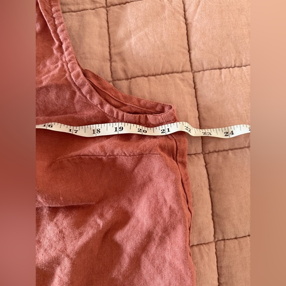 Not Perfect Linen Tank Top - Picture 2 of 7